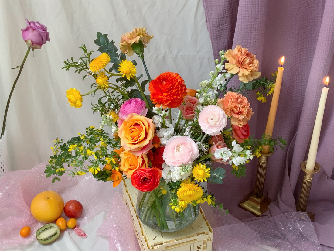 Extra large flower arrangement by Bagel&